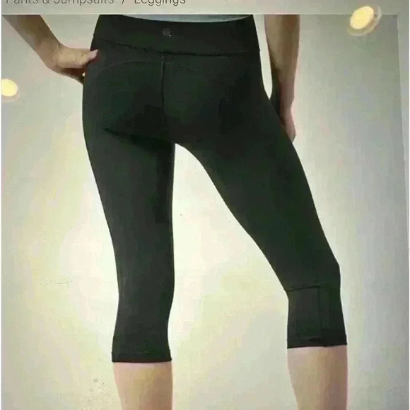 Athleta Cropped Leggings - Picture 12 of 13